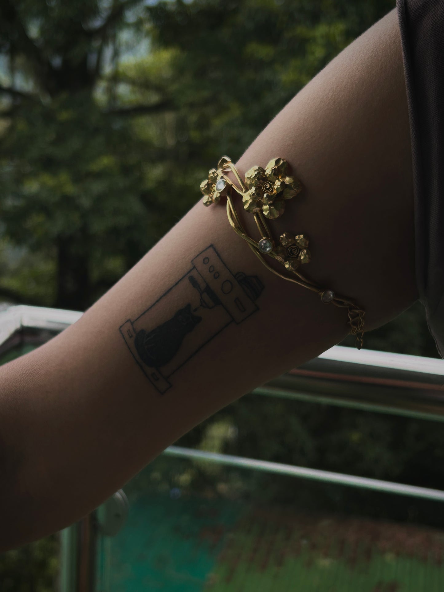 Malini arm chain