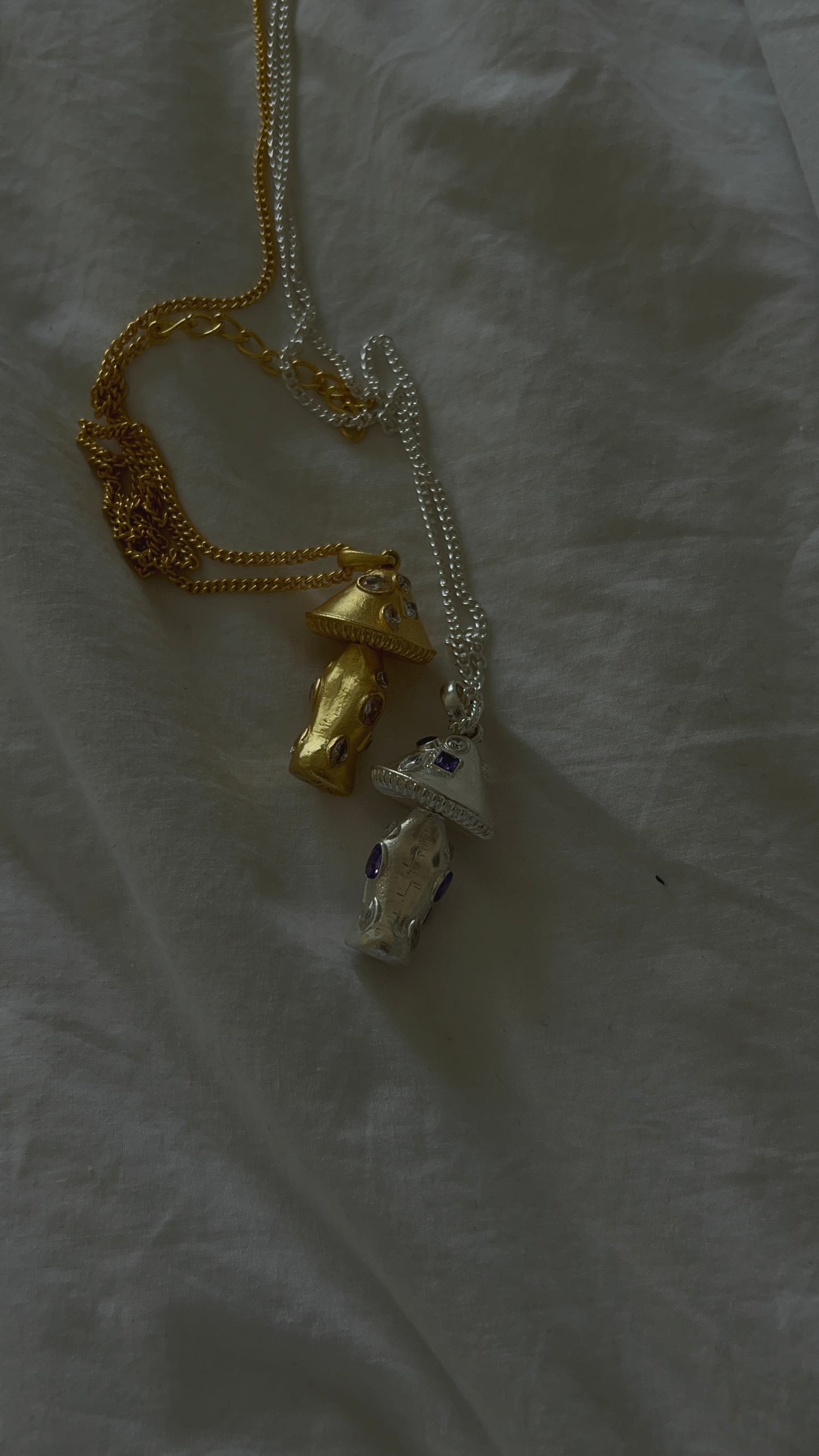 Mushroom pendant