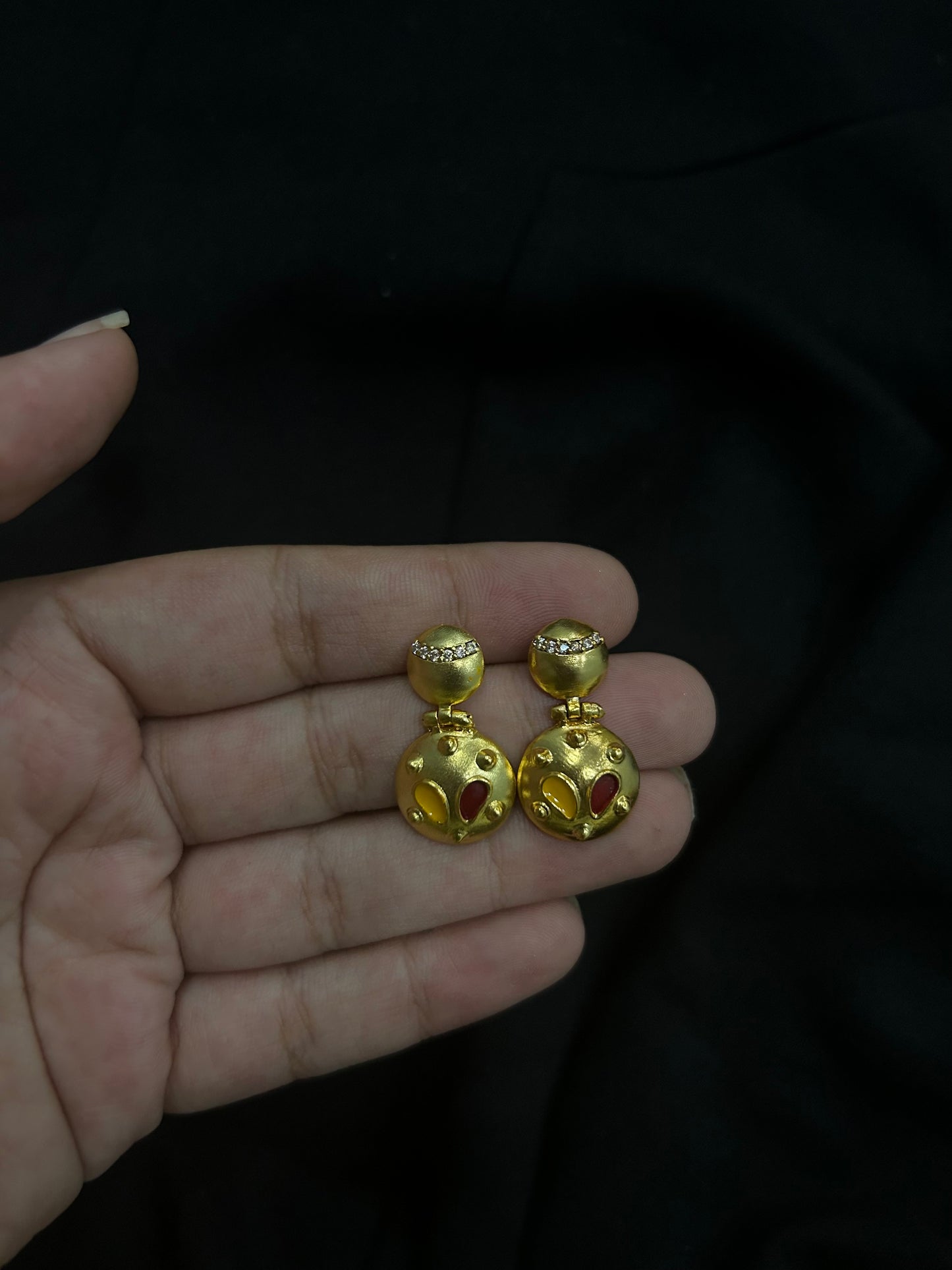 Karral earrings