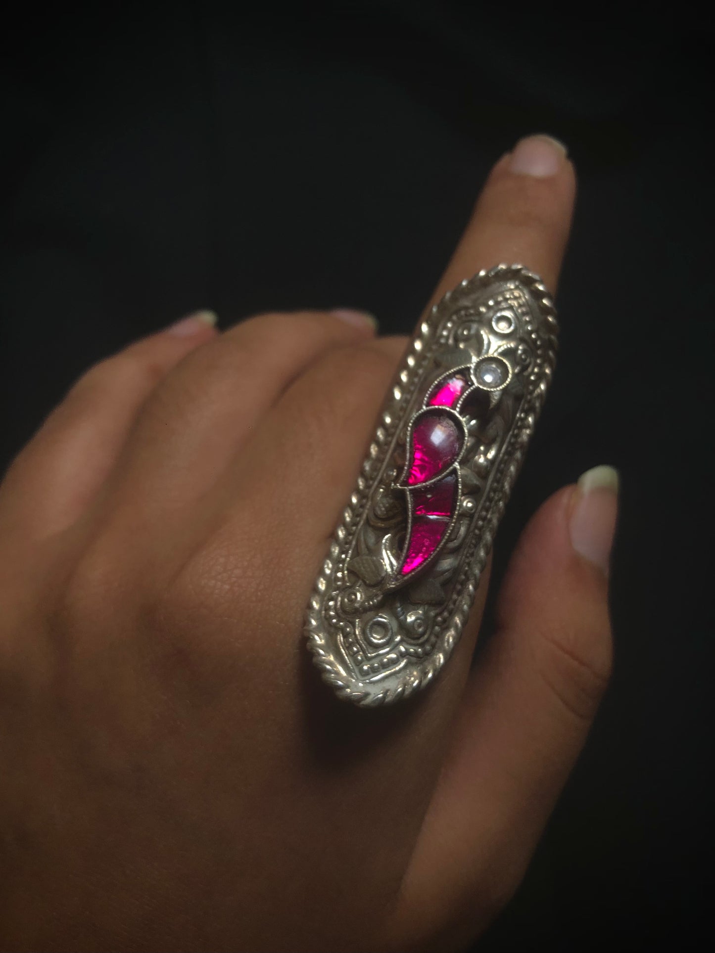 FUCHSIA CIRCLET RING